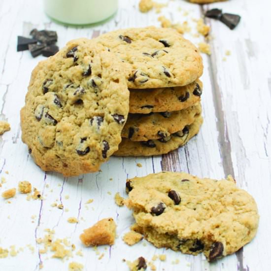 Vegan Chocolate Chip Cookies