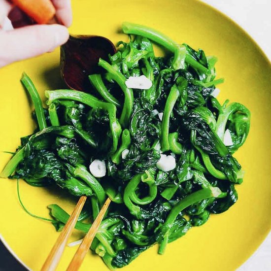 Snow Pea Leaves Stir-Fry