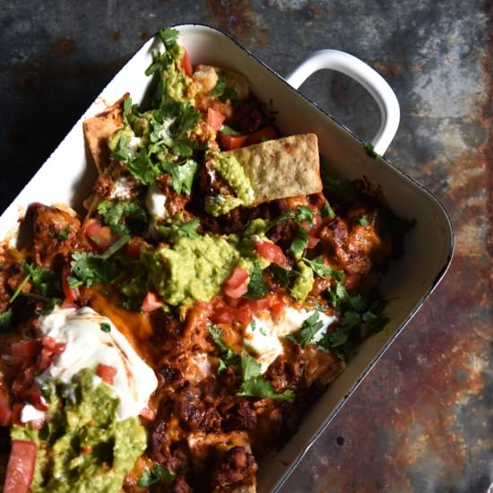 Vegetarian queso nachos