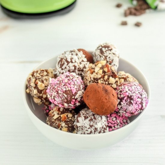 Dark Chocolate Avocado Truffles