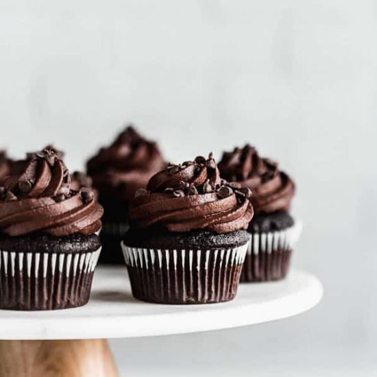 Triple Chocolate Vegan Cupcakes