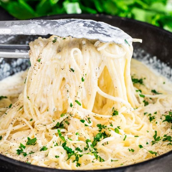 Easy Pasta Alfredo