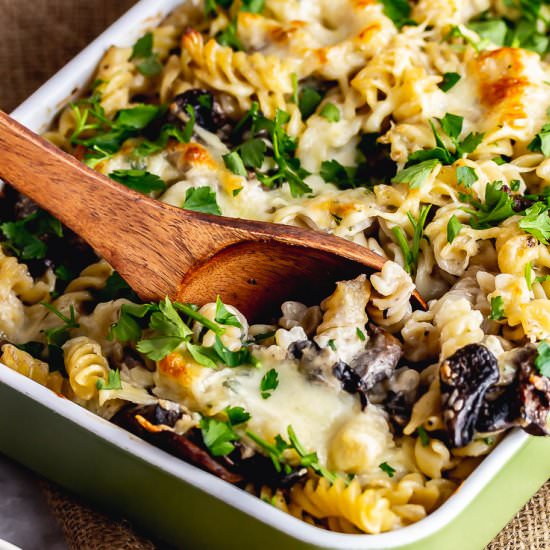 Creamy Mushroom Pasta Bake