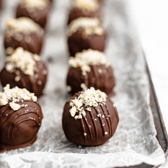 Chocolate Hazelnut Cake Balls