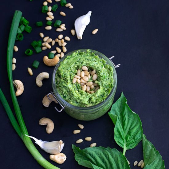 Vegan Pesto with Scallions