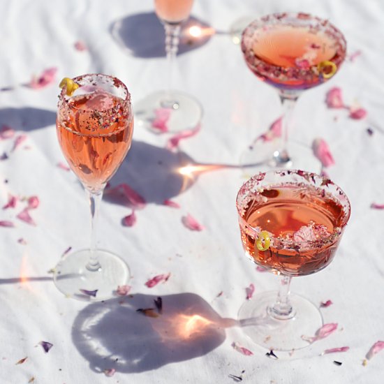 french rosé 75 cocktail