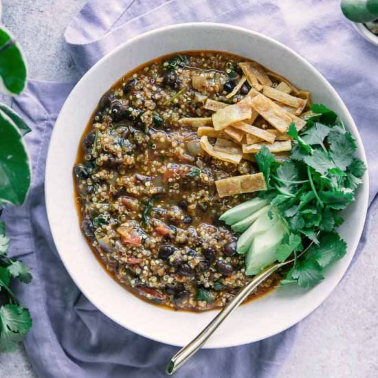 Spicy Black Bean Quinoa Chili