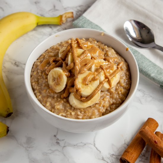 Instant Pot Banana Oatmeal