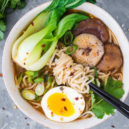 Easy Instant Pot Chicken Ramen