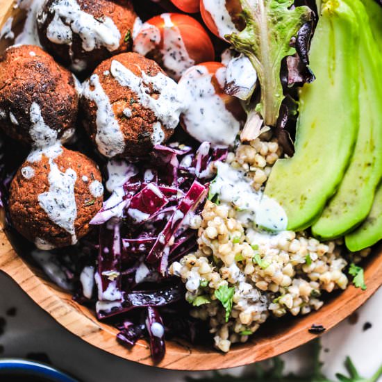 Air fryer falafel & buckwheat bowl