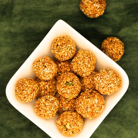 Til Gud Laddu (Indian sesame sweet)