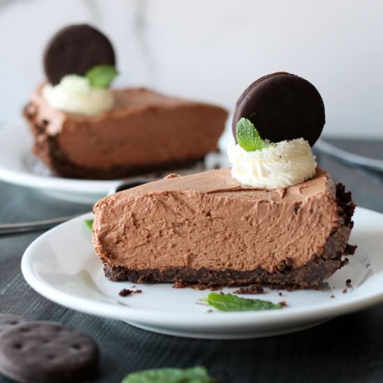 Thin Mint Chocolate Cheesecake