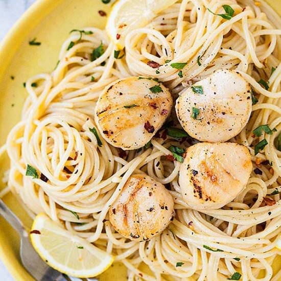 Creamy Scallop Pasta