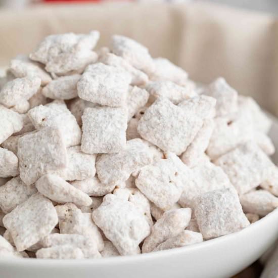 White Chocolate Puppy Chow