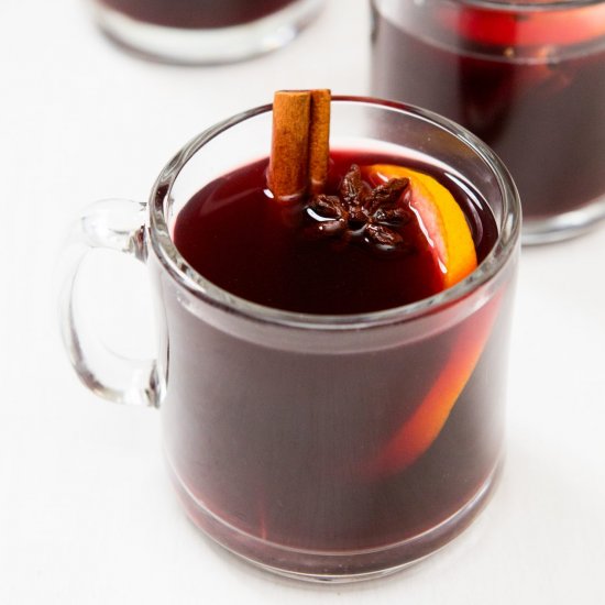 Spiced mulled wine