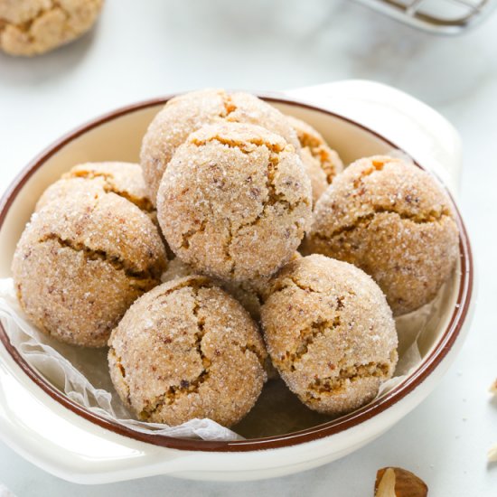 Chewy Amaretti Cookies