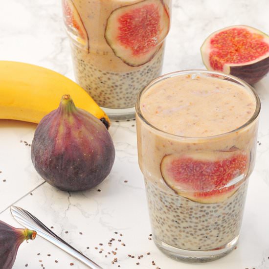 Chia Pudding with Figs Smoothie