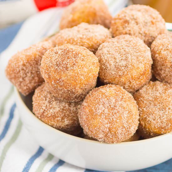 Baked Cinnamon Sugar Donut Holes