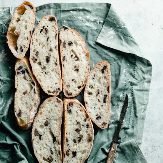 Dutch Oven Olive Bread