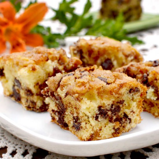 Tollhouse Chocolate Chip Crumb Cake