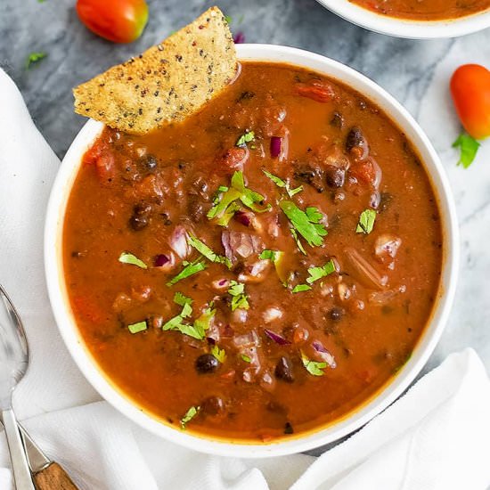 10 Minute Vegan Black Bean Soup