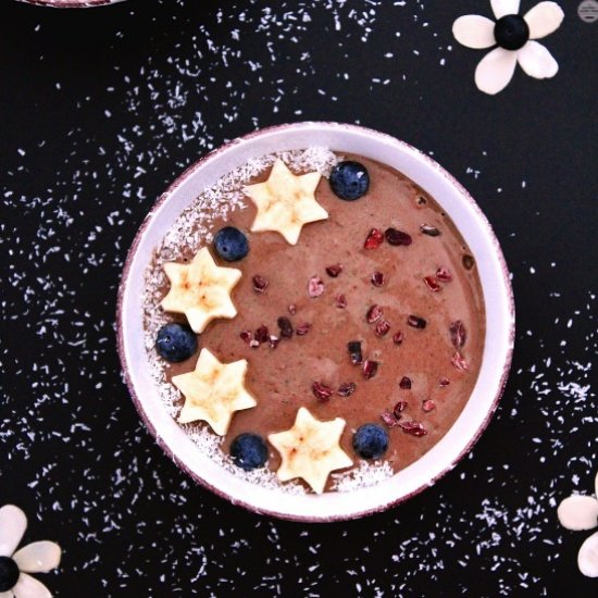 Chocolate Almond Smoothie Bowl