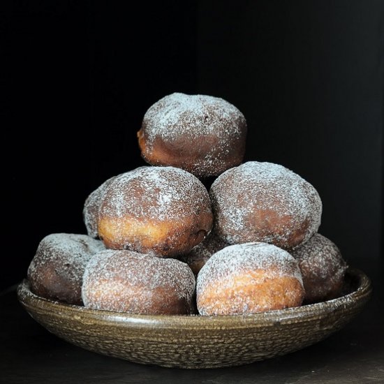 Classical Polish doughnuts