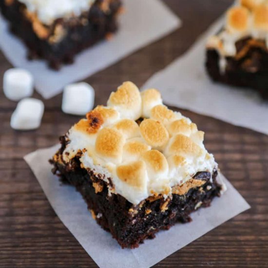 Peanut Butter S’mores Brownies