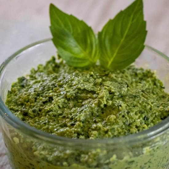 Oil-Free Hemp Seed Pesto