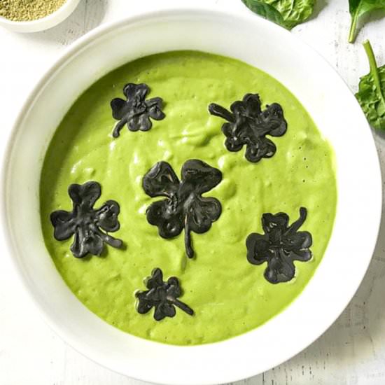 Healthy Shamrock Smoothie Bowl