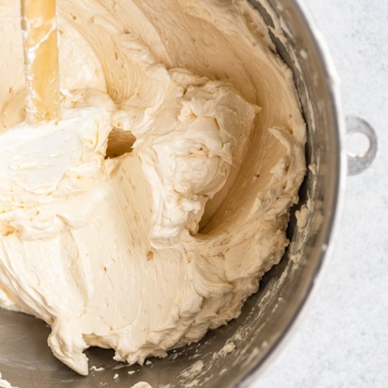 Baileys Swiss Meringue Buttercream