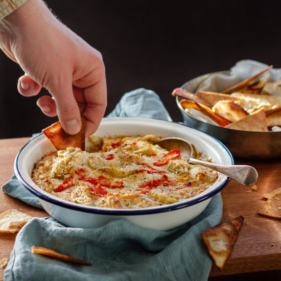 Hot artichoke and chili dip