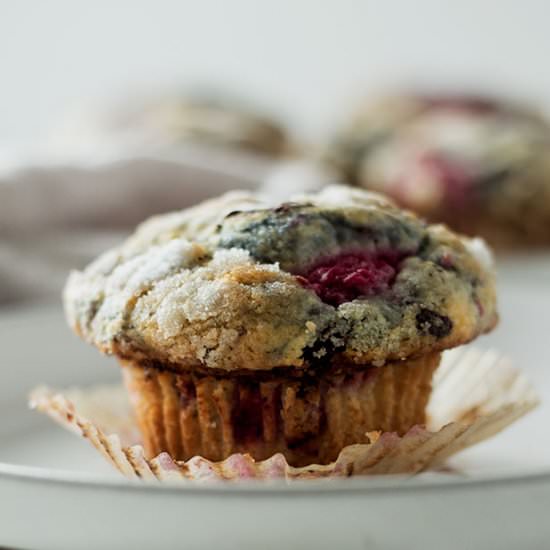 raspberry + dark chocolate muffins