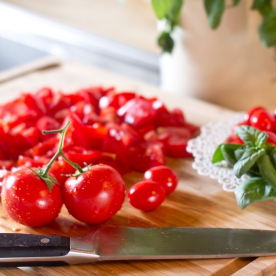 TOMATO BRUSCHETTA THE ITALIAN WAY