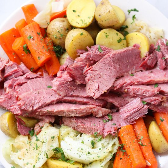 Instant Pot Corned Beef and Cabbage