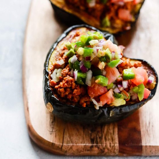 Whole30 Taco Stuffed Acorn Squash