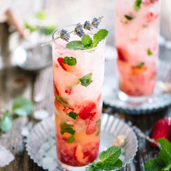 Honey Strawberry Mint Smash