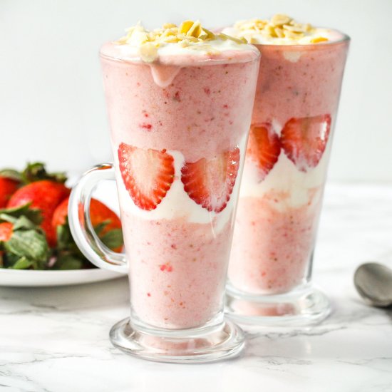 Dairy-Free Strawberry Nicecream