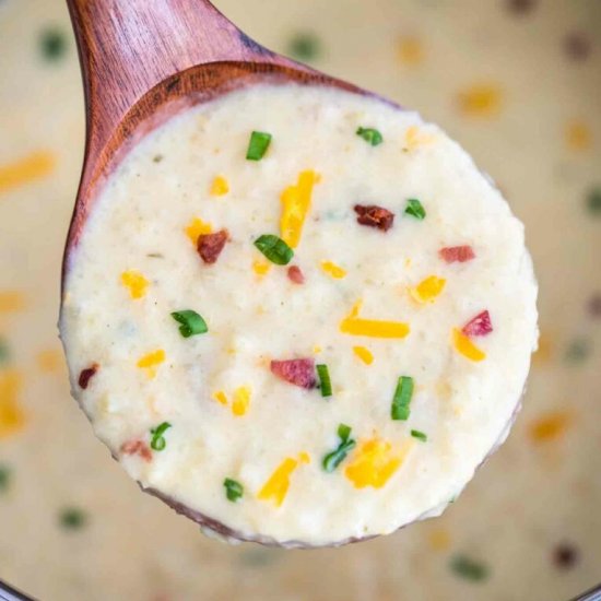 Instant Pot Cheesy Potato Soup