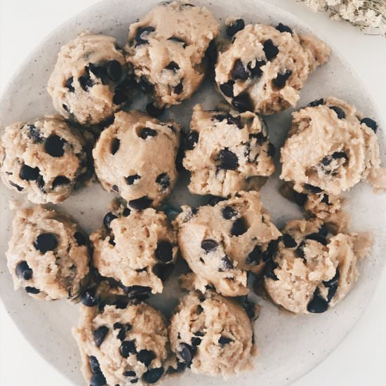 Vegan Chocolate Chip Cookie Dough