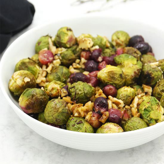 Everyday Brussels sprouts & grapes