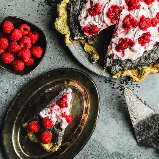 Raspberry Black Sesame Cream Pie