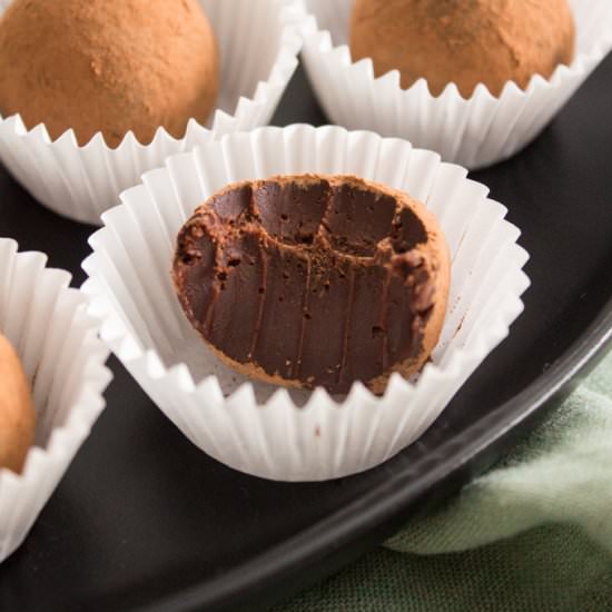 Irish Cream Chocolate Truffles