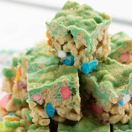 Frosted Lucky Charms Treats