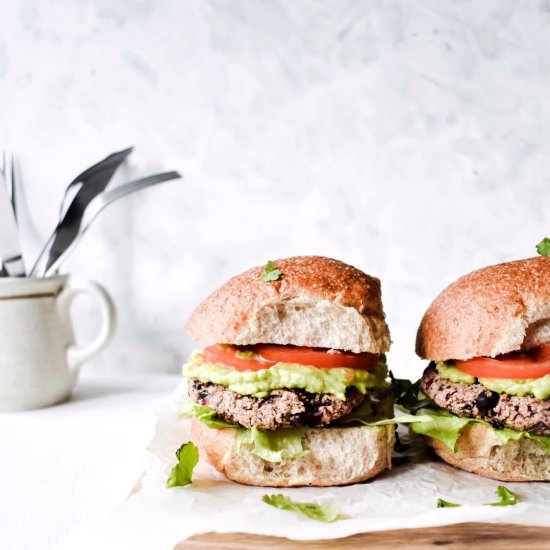 Easy Vegan Black Bean Burgers