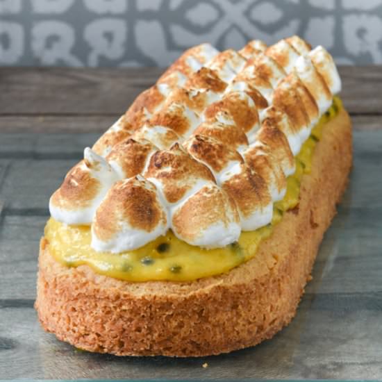 Mango cream pie with meringue