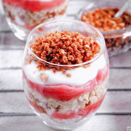 Apple & Rhubarb Breakfast Parfaits