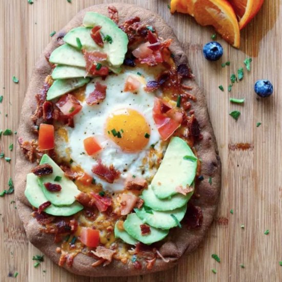 Breakfast Naan Pizza