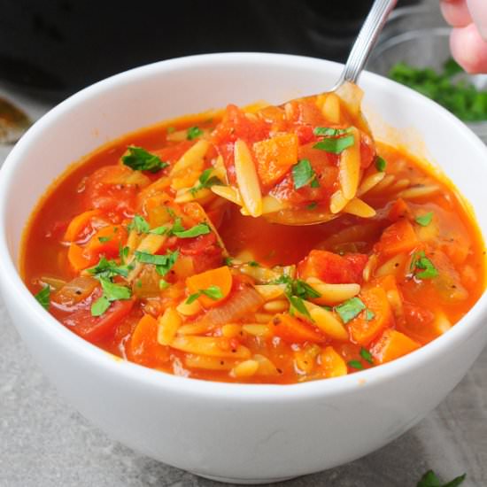 Chunky Tomato Orzo Soup