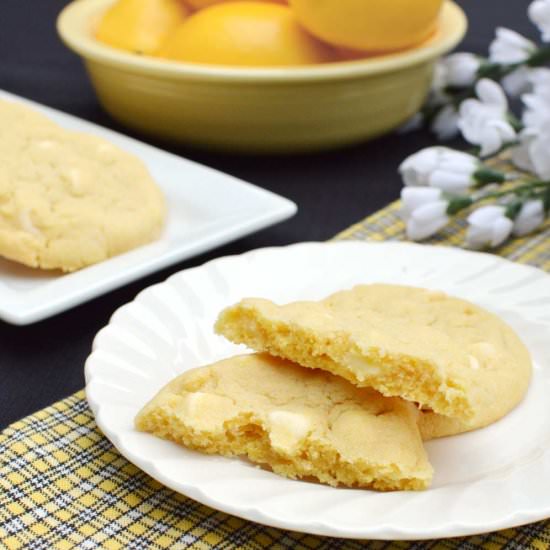 Lemon Cookies with White Chocolate